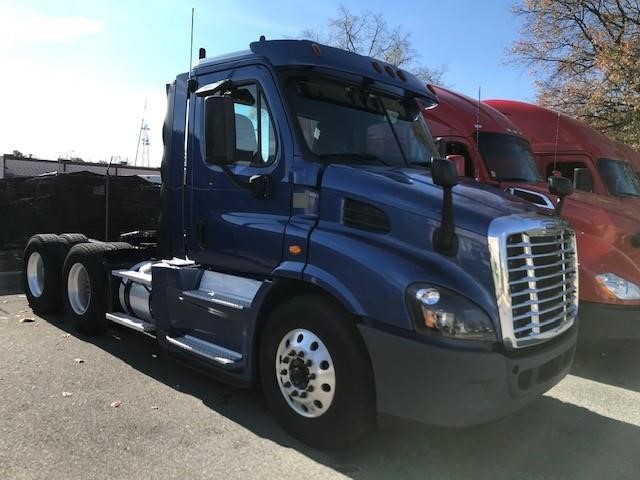 2016 FREIGHTLINER CASCADIA 113 8004390500