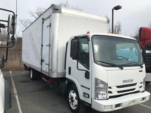 2017 ISUZU NRR 8015318619