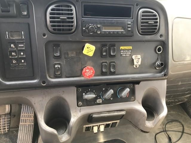 2010 FREIGHTLINER BUSINESS CLASS M2 106 8038241516