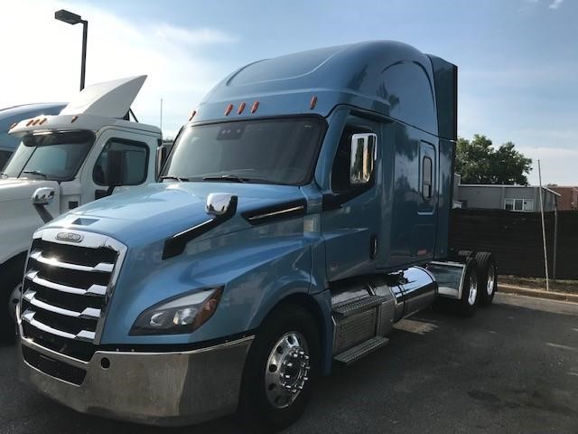 2022 FREIGHTLINER CASCADIA 126 8036139913