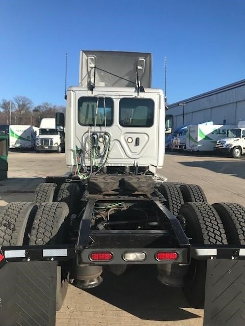 2018 FREIGHTLINER CASCADIA 125 8051495798