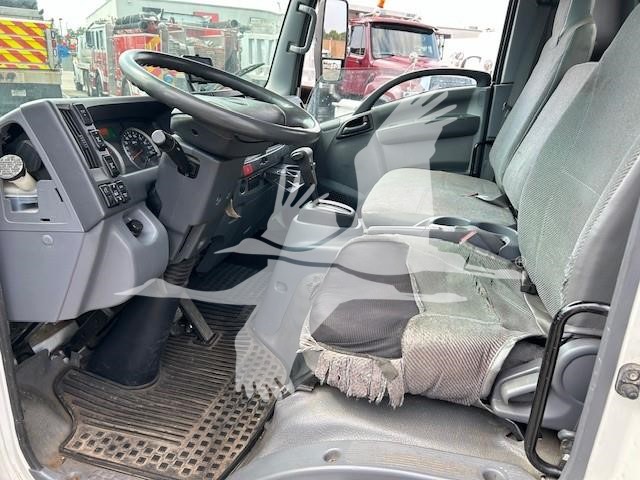 2011 ISUZU NRR 9019949677