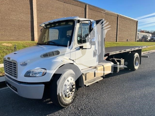 2016 FREIGHTLINER BUSINESS CLASS M2 106 9032312038