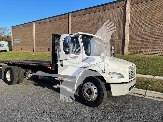 2016 FREIGHTLINER BUSINESS CLASS M2 106 9032312040